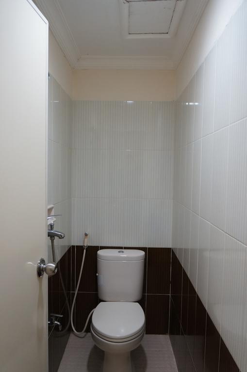 Jesnic Hotel Паданг Номер фото